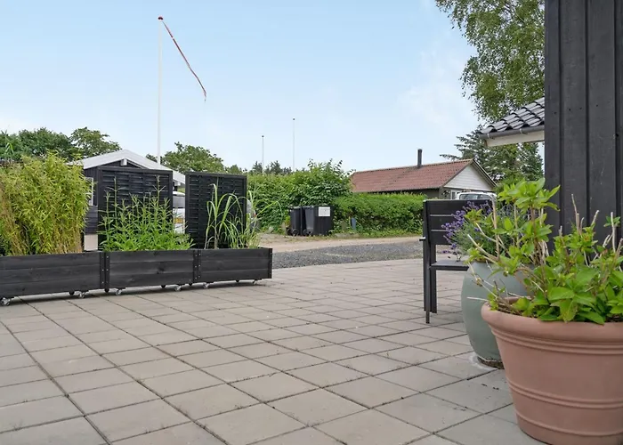 Joergen - 100m From The Sea By Interhome