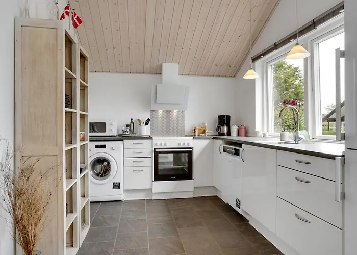 Joergen - 100m From The Sea By Interhome エスビャール