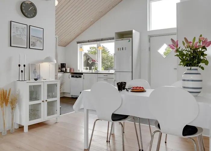 Joergen - 100m From The Sea By Interhome *